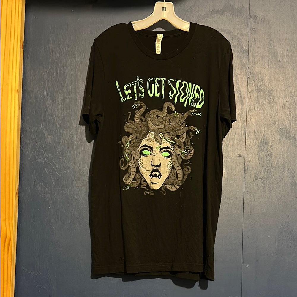 WICKED Medusa Tee - Picture 4 of 4